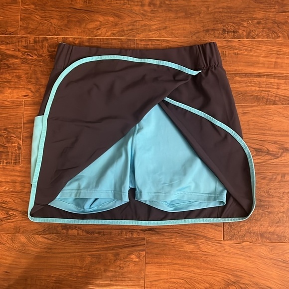 NWT Columbia Women’s Active Fit Skort, Sz. M. - Picture 8 of 10